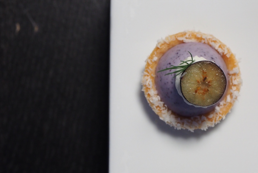 Photogallery






Antonio Guida, chef from Salento at the helm of restaurant Seta, had already received two stars at Pellicano in Porto Ercole (Grosseto)









Nicola Di Lena, Antonio Guida?s faithful pastry chef since the days at Argentario








Sous-chef Federico Dell'Omarino. The team is completed by Guida, maître Alberto Tasinato and sommelier Ilario Perrot 


















Cauliflower with almond milk sauce, yuzu juice and seafood








Scallop with potato aromatised with orange








Rice in cagnone with vegetables, maccagno cheese and powdered raspberries 








Spaghetti with beetroot cream and sauce of crustaceans and lime








Soaked sea bass with celeriac, sauce ravigote with seafood. Squid ink chips








Roasted pineapple with tapioca and passion fruit and ginger ice cream 





