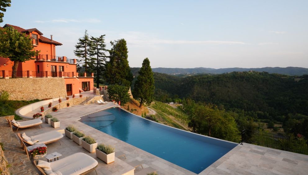 Nordelaia: il nuovo resort nel cuore del Monferrato con la cucina di Andrea Ribaldone e Charles Pearce