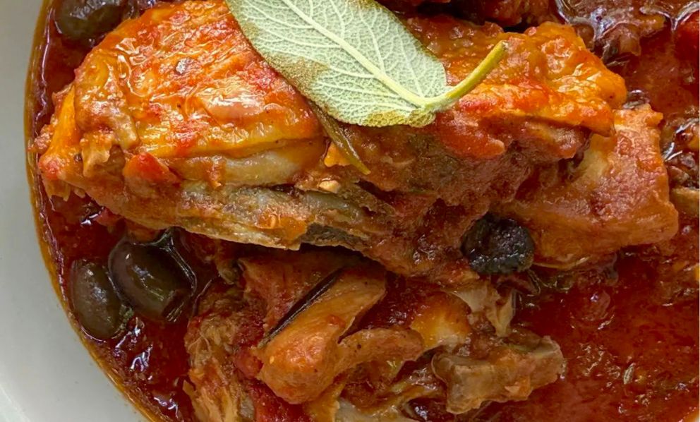 Quant'è buono il Pollo alla Civitonica, piatto contadino quasi dimenticato 