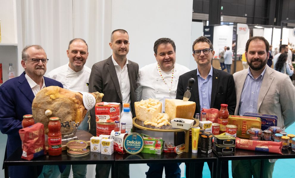 Sarà Gennaro Esposito lo chef ospite alla Cena dei Mille 2026