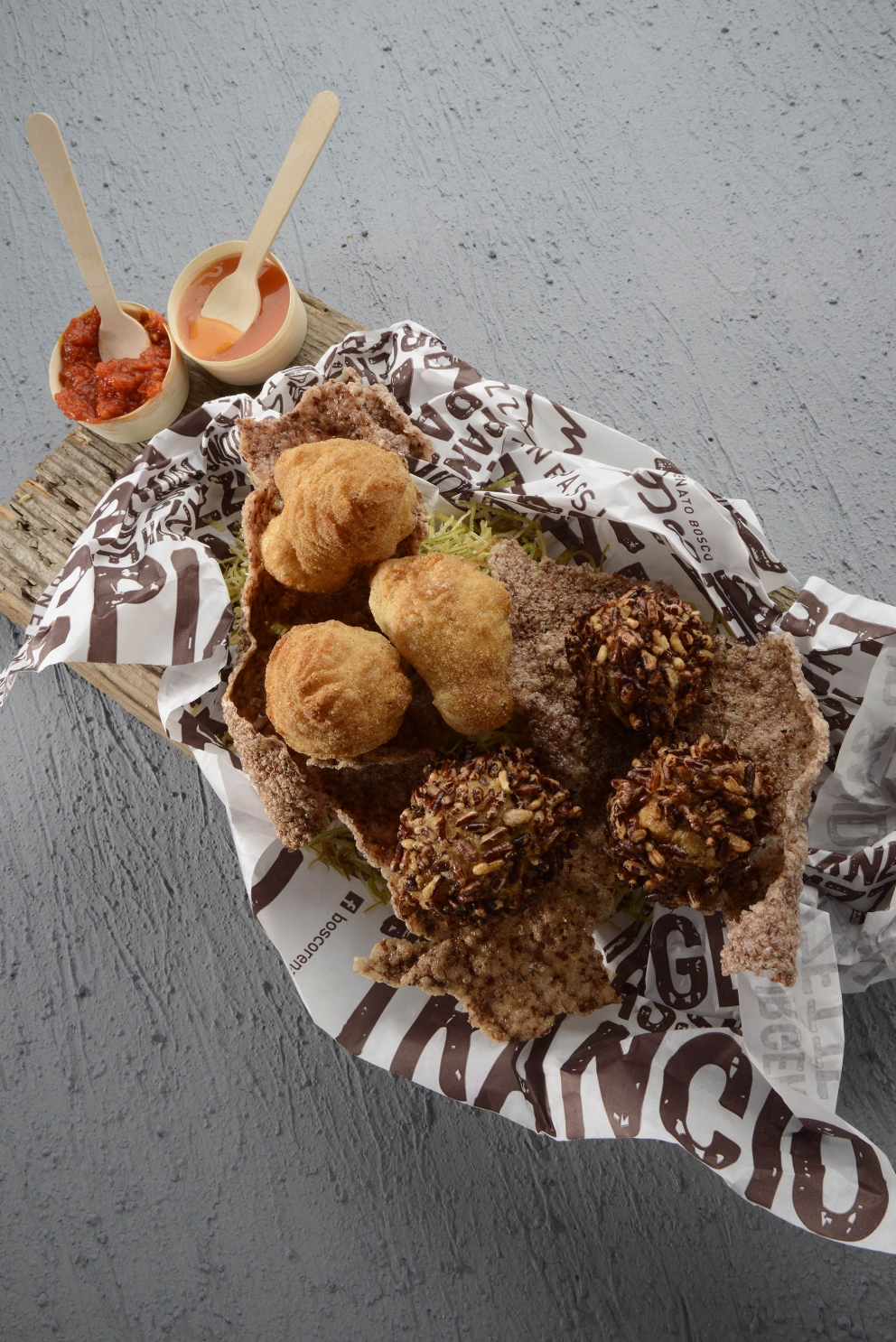 Photogallery






RUSSIAN DEBUT. Viola Cateni of Identità Golose with Vladimir Mukhin, White Rabbit in Moskow








SUBLIMATION OF LEFTOVERS. Massimo Bottura








SOUTHERN UNITED STATES. Sean Brock of Husk, Charleston








HEALTH AND TASTE. Heinz Beck and Francesca Barberini








EL COQ's CREST. Lorenzo Cogo, El Coq in Marano Vicentino








BLUE LAGOON. Lionello Cera, Antica Osteria Cera, Campagnia Lupia (Venice)








CHICKENS AND STARS. Gian Pietro Damini, Damini e Affini, Arzignano (Vicenza)








SILENCE AND BEAUTY. Kei Kobaiashi, a Japanese pastrychef in Paris








A HOMAGE TO GREAT SPANISH CHEFS. Josep Maria Rodriguez Guerola from Barcelona








THE TASTY KILOMETRE. Corrado Assenza, Caffè Sicilia, Noto (Siracusa)








VEGETARIAN ASCESIS. Pietro Leemann, Joia, Milan








KING OF THE KITCHEN GARDEN. Enrico Crippa, Piazza Duomo, Alba (Cuneo) 








GEOMETRICAL INTELLIGENCE. Davide Scabin, Combal.zero, Rivoli (Torino)








ETHICS AND RESPONSIBILITY. Davide Oldani, D'O, Cornaredo (Milan)








ESTEROFILIA? WHAT IS IT? Fabio Pisani e Alessandro Negrini, Aimo e Nadia, Milan








PASSATELLI IN PARADISE. A Massimo Bottura's dish








IN LOVE WITH 'NDUJA. Bryce Shuman, Betony, New York








CHEF AND SOUS-CHEF. Carlo Cracco e Luca Sacchi, Cracco, Milan








PINK BLOOD. PInk bloody rice by Christian Milone, Gastronavicella della Trattoria Zappatori, Pinerolo (Turin)








BEE COOKING. Cristina Bowerman's nest, Glass Hostaria, Rome








A 7 NOTES MENU. Enrico Bartolini, Devero, Cavenago Brianza








ALTITUDINE VERTIGO. Virgilio Martinez, Central, Lima, Perù








BY THE MAESTRO. Gualtiero Marchesi and Gianluca Fusto








VEGETARIAN TURN. Alain Ducasse and Romaine Meder, Plaza Athénéee, Paris








THE CUSTOMER IS NOT SERVED. Marco Giallini and Marco Reitano, Noi di Sala








MISTER 20 RESTAURANTS IN 4 YEARS. Jason Atherton, Pollen Street Social and lots more








THE BREAD GIANT. Great spelt bread cooked with sea herbs and five seaweeds by Gabriele Bonci, Bonci bakery, Rome








GLUTEN FREE. Sweet awakenings by Loretta Fanella








IRON ANGEL. Loretta Fanella, Borgo San Jacopo, Florence








THE DECALOGUE. Niko Romito, 3 Michelin stars in Abruzzo and lots more, including Milan





