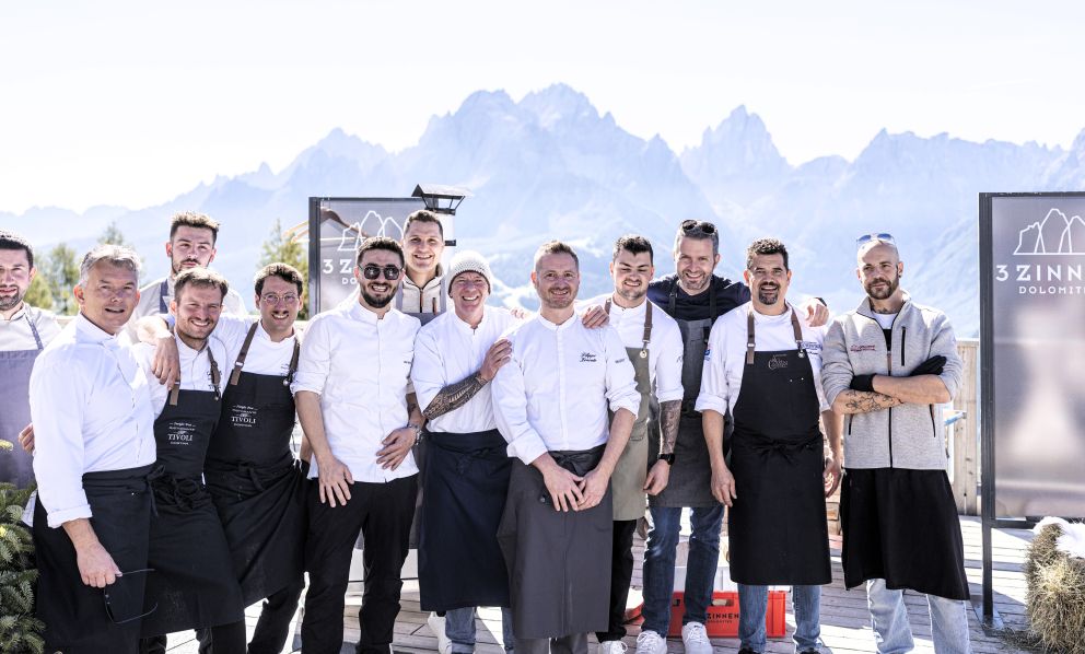 Dalle Dolomiti un grido d'allarme: oggi la cucina è troppo teatrale, mangiare è altro