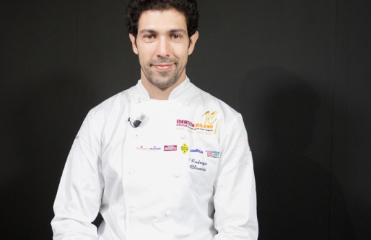 Galleria fotograficaQuique Dacosta e Yoshi TakazawaYasuhiro SasajimaChristian e Manuel CostardiRodrigo Oliveira e Stefania Moroni