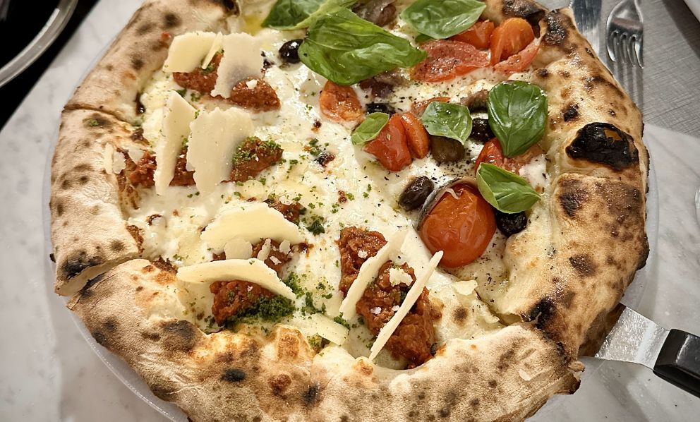 Da Franco Pepe la pizza diventa gesto