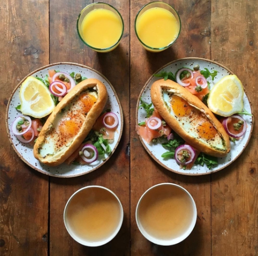 Galleria fotografica






Colazione con spunti da tutt'Europa, contro la Brexit









Colazione cinese









Colazione tra Colombia e Venezuela









Colazione a base di firni, una specialità tra India, Pakistan e Iran









Colazione greca









Colazione indiana









Colazione marocchina









Colazione mediorientale









Colazione mediterranea









Colazione messicana









Colazione olandese









Colazione in onore del Pride









Altre colazioni





















