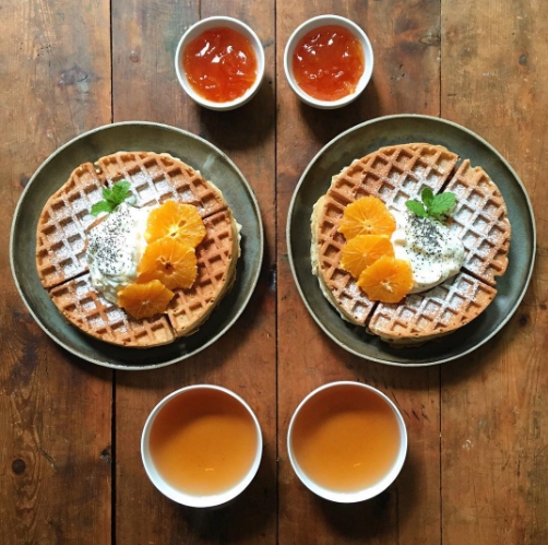 Galleria fotografica






Colazione con spunti da tutt'Europa, contro la Brexit









Colazione cinese









Colazione tra Colombia e Venezuela









Colazione a base di firni, una specialità tra India, Pakistan e Iran









Colazione greca









Colazione indiana









Colazione marocchina









Colazione mediorientale









Colazione mediterranea









Colazione messicana









Colazione olandese









Colazione in onore del Pride









Altre colazioni































