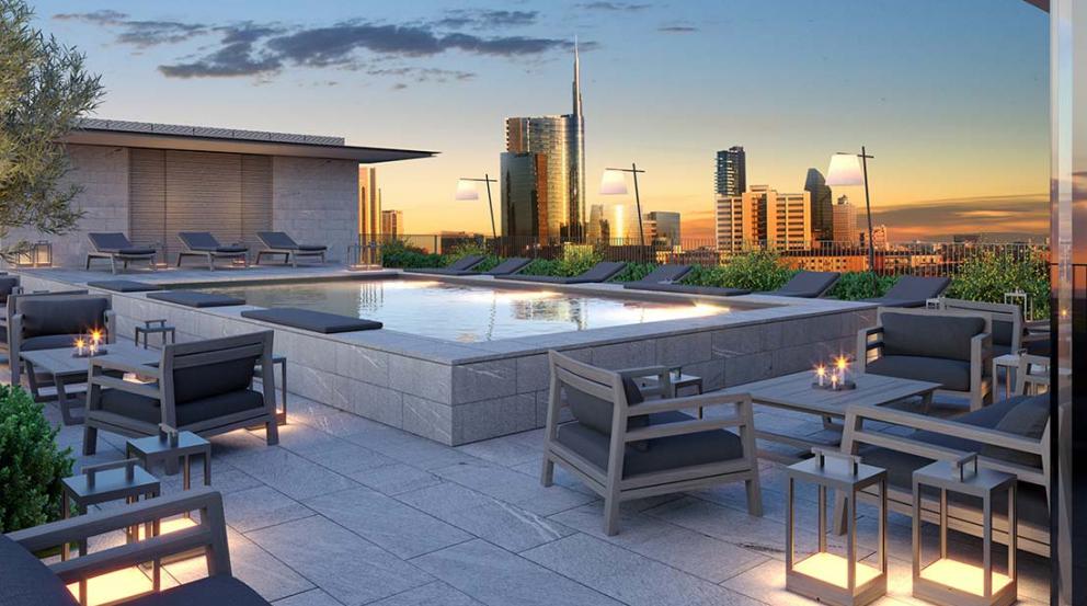 Galleria fotografica






I piatti della nostra cena, scatti di Tanio Liotta. Tartelletta di polenta, ricotta alla rucola e scaglie di grana e Schiacciata di patate, maionese al peperone, crema al peperone grigliato, salmone affumicato e avocado fresco. Bell'inizio









Tartare vegetale, caprino piccante aromatizzato all'arancia









Crema di patate di montagna, trippe di baccalà, caviale russo fresco non salato, burro al levistico: fantastico connubio di note iodate, salmastre, grasse, acide, amare, con perfetto contrappunto anche di texture e di temperatura (il burro al levistico è soffiato con l'azoto liquido)









Animelle di vitello alle nocciole, asparagi, spugnole ed estrazione di cerfoglio, golosità totale









Ravioli di pasta fresca ripieni di porro alla brace, crema di latticello, polline allo zafferano: la cucina di Morelli è in equilibrio tra eleganza e gusto, rassicura senza rinunciare al tocco creativo. Davvero matura e strutturata. Per tutti









Risotto mantecato alle radici di prezzemolo, lumache, terra di bourguignonne









Scorfano con tapenade di cipolle di Cevennes e bouillabaisse di zafferano: di nuovo, bella complessità ma anche la giusta carezza che sa tranquillizzare









Piccione cotto in due tempi, salsa allo sherry, barbabietola rossa marinata ai chiodi di garofano









I dolci d'avvalgono della consulenza di Gianluca Fusto, con Luca Franceschin, quindi non possono che essere che di gran livello. Qui il maestoso Cremoso leggero di cioccolato kalapia, crumble di olive nere liguri, cialde di pane e gelato di olio extravergine Bertarello









Morelli vicino alla chef's table in cucina, con credenza d'antan









Il Viu che ospita il ristorante






