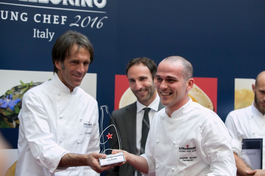 Galleria fotografica






La giuria durante la finale








Alessandro Salvatore Rapisarda al lavoro









La proclamazione del vincitore con tutti i finalisti









La proclamazione del vincitore





