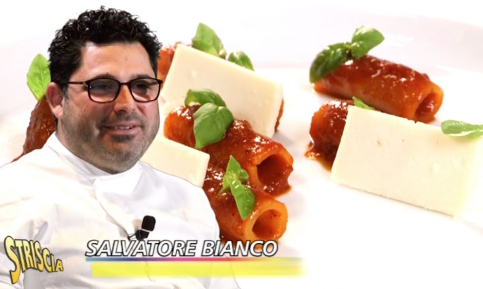 Striscia, vacanze al profumo di ragù