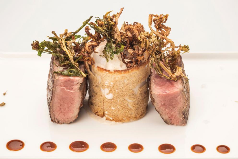 PhotogalleryRay wings &ldquo;alla stimpirata&rdquo;
Crispy Gelato Sandwich with Sicilian truffle from Palazzolo Acreide
Blue tailed fish lasagne with wild fennel and saffron 
