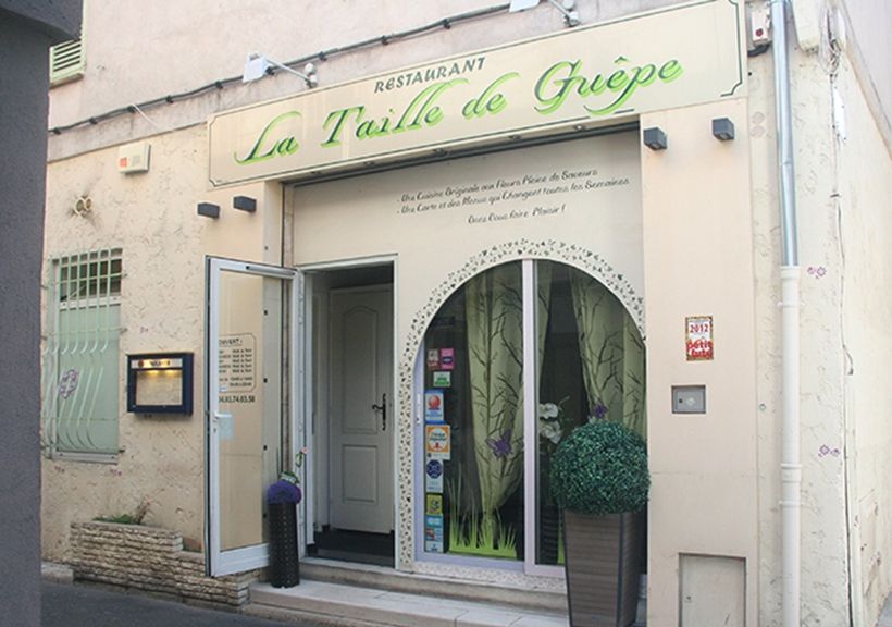 Antibes: ditelo con i fiori (commestibili)