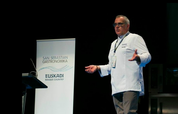 Photogallery






Massimo Bottura opened the “Italian” congress presenting his new book, in a world preview, published by Phaidon: 