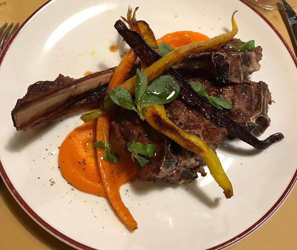 Galleria fotografica






Trippa fritta. Il primo piatto icona del locale









Vitello tonnato. Altro piatto icona









Midollo alla brace. Terzo piatto icona









Uovo morbido, animelle e bietoline all'erba di San Pietro









Ventresca di tonnetto ala lunga alla brace, cipolle agrodolci, capperi e rosmarino









Zucca di Hokkaido in carpione e bagna cauda









Uova di seppia arrostite, tarassaco, cicoria e bottarga di tonno









Baccalà, crema di ceci e cavolo nero









Insalata russa









Cardo gobbo gratinato e uova di aringa affumicate









Terrina di fegatini di pollo, saba e marmellata di cipolle alla menta









Risotto allo zafferano e midollo alla brace









Ravioli ripieni di ricotta di pecora e tarassaco, ricci di mare e erba cipollina









Gnocchi al ragù









Risotto all'aceto invecchiato, tarassaco, cicciolata e pepe nero









Mezze Maniche con pajata









Verdure bollite e bagna cauda









Beccaccia arrosto









Baccalà, lenticchie e pancetta stufata di mora romagnola (autoprodotta)









Granelle di agnello fritte, radicchio di Verona brasato al Valpolicella e salsa al gorgonzola









Frontali di ricciola nel guanciale alla brace, crema di cicerchie e rosmarino









Animelle croccanti, radicchio tardivo confit, cedro candito e liquirizia









Anguilla in carpione al dragoncello









Polenta gialla, salsiccia moretta e verza









Polenta bianca e garusoli al limone









Vignarola: fave, carciofi, lattuga romana, guanciale, cipollotto e pecorino romano









Asparagi, uova di quaglia, senape e cerfoglio









Diaframma di cavallo alla brace, crema di cipolle di tropea, crescione d'acqua









Fritto di leccia: cuore, fegato e lattume









Coratella di agnello









Orecchio di maiale alla brace, crema di radici di soncino, talli d'aglio, foglie di senape









Cipolla novella, fonduta di Castelmagno, agretti e liquirizia









Diaframma di vitello alla brace, bietole alla menta e purè






