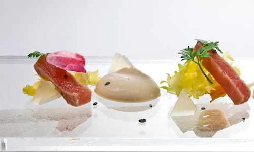 The roads of veal in tuna sauce 