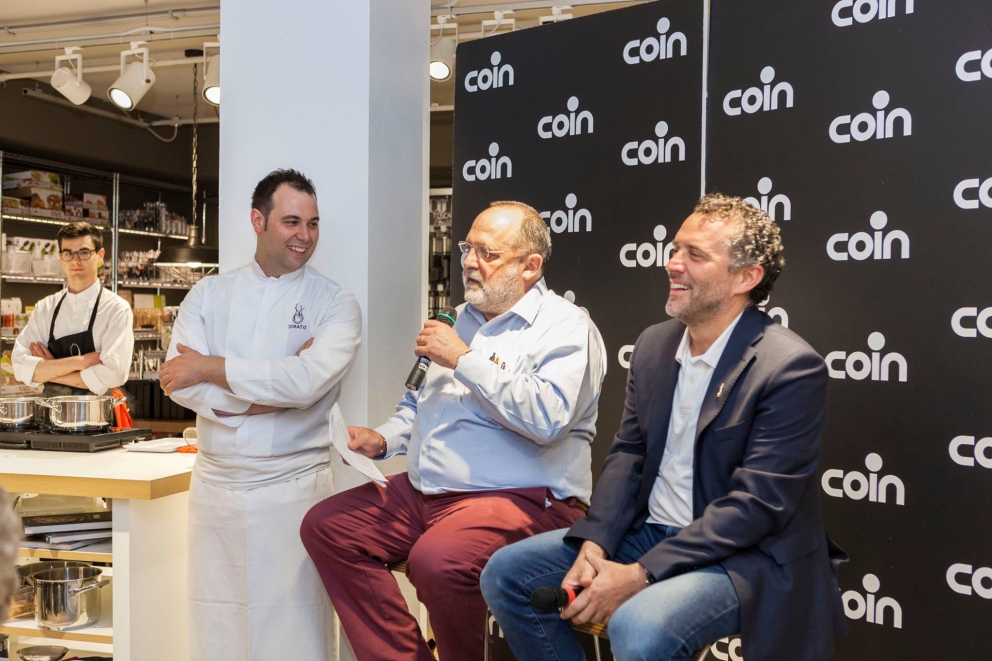 Photogallery






BARI. A curious audience in the Coin store in Via Noicattaro, inside shopping centre Casamassima









BARI. The speakers with Paolo Marchi were Felice Sgarra (in the photo), chef at restaurant Umami in Andria and Vincenzo Del Monaco of Bottega del Monaco in Grottagle (Taranto)









BARI. Felice Sgarra cooked a Cream of black chickpeas from Murgia with red prawn from Gallipoli and raspberry









BERGAMO. Three pillars from the Cerea family spoke at Coin: next to Paolo Marchi, there’s signora Bruna and her children Rossella and Chicco









BERGAMO. Chicco Cerea prepared a...









BERGAMO. ...Chestnut polenta with spicy tomato and pecorino









CATANIA. In Catania, the event took place on the third floor of Spazio Cargo Etc. inside Coin in Via Etnea 116/124 with Corrado Assenza of Caffè Sicilia in Noto, Paolo Marchi and Bianca Celano of restaurant QQucina in Catania









CATANIA. Bianca Celano









Grilled octopus on emulsion of hazelnuts from Etna, beetroot gnocchetti with Mielarò, wild fennel and sea urchin sauce by Bianca Celano









CATANIA. Corrado Assenza, Bianca Celano and Paolo Marchi









NAPLES. This was the dish presented at Coin Napoli on the 4th floor of Spazio Cargo Etc., in Via Scarlatti 90/98. It’s a soup with eight beans, sconcigli and porcini by Marianna Vitale of restaurant Sud in Quarto (Naples)









NAPLES. With Marianna Vitale and Paolo Marchi – in the middle – there’s Elisabetta Moro (second to the right), professor of Cultural Anthropology and co-director at Medeat Research, the Centre for Social Researches on the Mediterranean Diet at Università degli studi Suor Orsola in Naples









NAPLES. Marchi, Vitale, Moro









NAPLES









ROME. The protagonists of the event at Coin, 3rd floor Spazio Cargo etc., in Piazzale Appio 7: Cristina Bowerman of restaurant Glass Hostaria and Laura Delli Colli, journalist and writer specialised in cinema









ROME. The event at Coin in the capital. Cristina Bowerman cooked Pumpkin and pumpkin and pumpkin, quail egg and gorgonzola









ROME. Group photo with the catering school students






