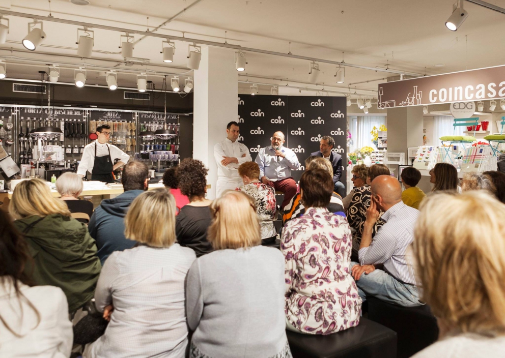 Photogallery






BARI. A curious audience in the Coin store in Via Noicattaro, inside shopping centre Casamassima









BARI. The speakers with Paolo Marchi were Felice Sgarra (in the photo), chef at restaurant Umami in Andria and Vincenzo Del Monaco of Bottega del Monaco in Grottagle (Taranto)









BARI. Felice Sgarra cooked a Cream of black chickpeas from Murgia with red prawn from Gallipoli and raspberry









BERGAMO. Three pillars from the Cerea family spoke at Coin: next to Paolo Marchi, there’s signora Bruna and her children Rossella and Chicco









BERGAMO. Chicco Cerea prepared a...









BERGAMO. ...Chestnut polenta with spicy tomato and pecorino









CATANIA. In Catania, the event took place on the third floor of Spazio Cargo Etc. inside Coin in Via Etnea 116/124 with Corrado Assenza of Caffè Sicilia in Noto, Paolo Marchi and Bianca Celano of restaurant QQucina in Catania









CATANIA. Bianca Celano









Grilled octopus on emulsion of hazelnuts from Etna, beetroot gnocchetti with Mielarò, wild fennel and sea urchin sauce by Bianca Celano









CATANIA. Corrado Assenza, Bianca Celano and Paolo Marchi









NAPLES. This was the dish presented at Coin Napoli on the 4th floor of Spazio Cargo Etc., in Via Scarlatti 90/98. It’s a soup with eight beans, sconcigli and porcini by Marianna Vitale of restaurant Sud in Quarto (Naples)









NAPLES. With Marianna Vitale and Paolo Marchi – in the middle – there’s Elisabetta Moro (second to the right), professor of Cultural Anthropology and co-director at Medeat Research, the Centre for Social Researches on the Mediterranean Diet at Università degli studi Suor Orsola in Naples









NAPLES. Marchi, Vitale, Moro









NAPLES









ROME. The protagonists of the event at Coin, 3rd floor Spazio Cargo etc., in Piazzale Appio 7: Cristina Bowerman of restaurant Glass Hostaria and Laura Delli Colli, journalist and writer specialised in cinema









ROME. The event at Coin in the capital. Cristina Bowerman cooked Pumpkin and pumpkin and pumpkin, quail egg and gorgonzola









ROME. Group photo with the catering school students









TREVISO. The trio at the Coincasa event in Treviso. Left Nicola Dinato of restaurant La Feva in Castelfranco (Treviso); right Giancarlo Perbellini of Casa Perbellini (Verona). In the middle Paolo Marchi









TREVISO. Dinato cooked Risi bisi and monkfish: Soft peas and rice, a liquid raviolo of monkfish, lemon balm concentrate, grated monkfish liver and puffed black rice






