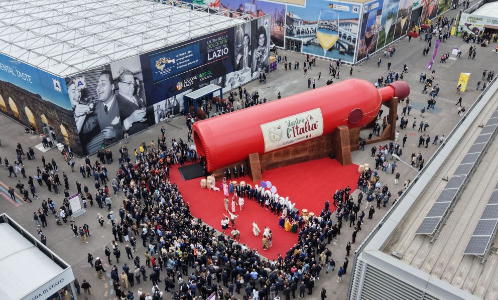 Vinitaly guarda al domani, contro le incertezze mondiali. Gli strumenti? «Coraggio, umiltà e resilienza»