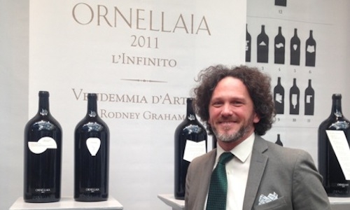 Alex Heinz, oenologist at Ornellaia, at Sotheby’s auction house in Milan, on the occasion of the presentation of the 2011 vintage of Vendemmia d’Artista – L’Infinito. Art and wine are ever more intertwined in the strategies of the Marchesi de’ Frescobaldi family
