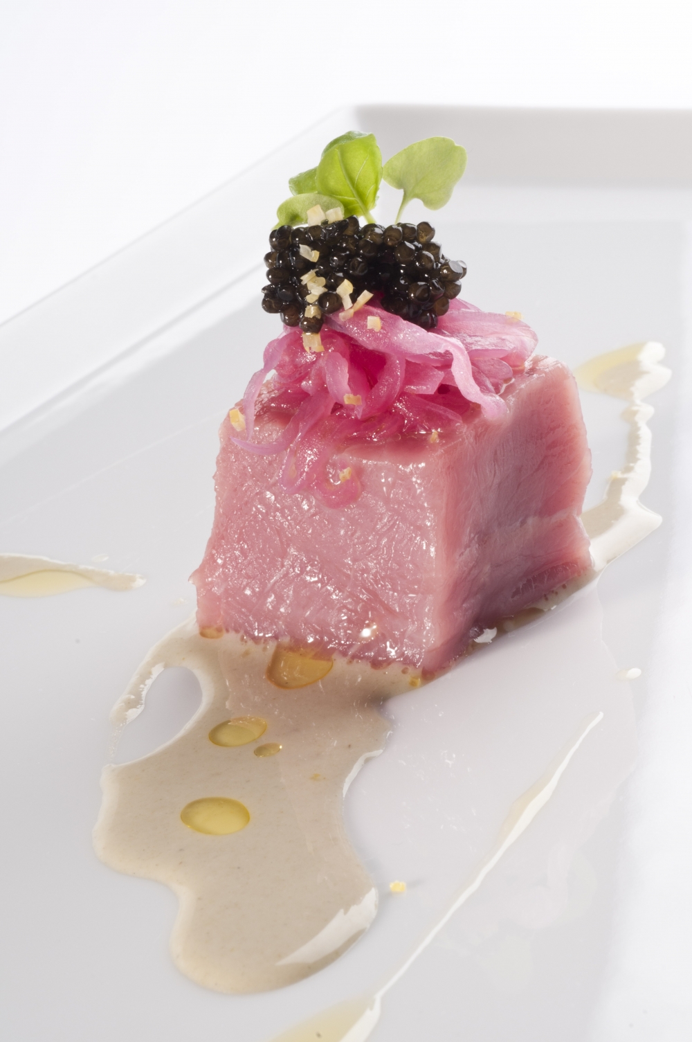 Boves veal cube, caviar, oyster sauce, gremolada and marinated re