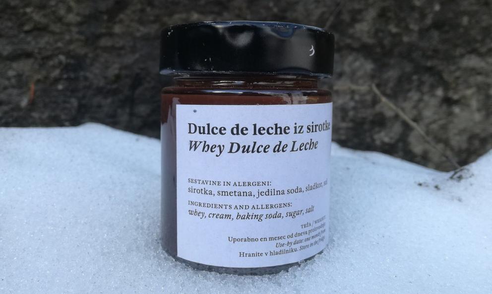 Dulce de leche di siero di latte, una delle tante bontà oggi in vendita nella bottega di Hiša Franko
