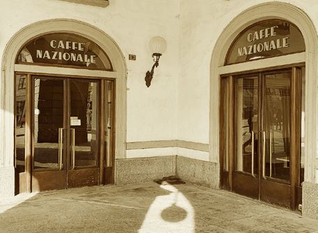Il Caffè Nazionale ad Aosta: una storia lunga ben oltre 170 anni. Dopo la sofferta chiusura nel 2019, rinascerà sotto il segno di Paolo Griffa