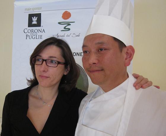 Alex Pilas con Luciana Doronzo (Regione Puglia)