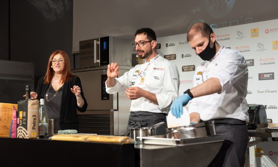 Identità di Pasta, tutta la cronaca dallo Spaghettone di Cracco allo Tsukemen di Iwai