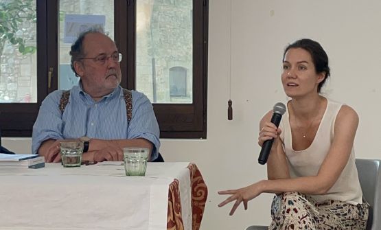 Paolo Marchi e Jessica Rosval, che ha ben sottolineato come i discorsi degli chef stiano via via cambiando, spostando sempre di più la loro attenzione sul sociale, perchè grande è la loro forza comunicativa, tale da poter generare una serie di azioni e iniziative positive