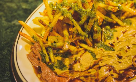 Carpaccio di cuore, cervella e ora “una semplice” Steak frites. Ma c’è un motivo dietro questa scelta da Roncoroni Classici Gastronomici