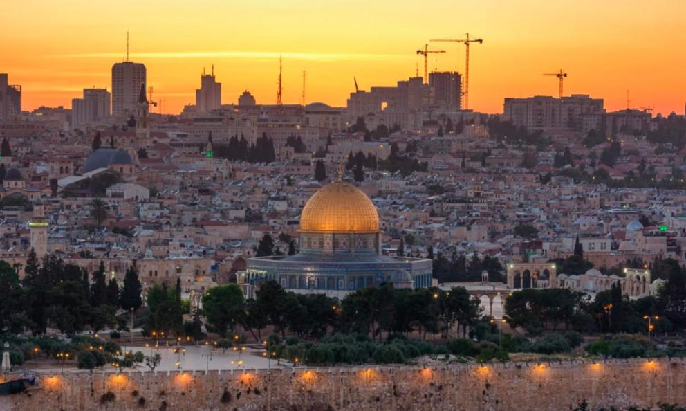 Gerusalemme, 890mila abitanti, divisi al 74 in ebrei israeliani e 25 arabi musulmani. La Città Vecchia è organizzata in 4 quartieri: cristiano, armeno, ebraico e musulmano (foto Getty images)
