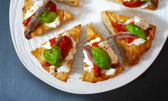 Storie Dipinte, dove la pizza è territorio e identità (garantisce Caterina Ceraudo)