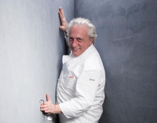 Davide Scabin, sarà uno dei protagonisti del calendario di cooking show organizzati da Identità Golose all'interno del Padiglione 4 a Host: da venerdì 23 a martedì 22 ottobre ogni chef presenterà un piatto focalizzato sull'utilizzo delle tecnologie e delle attrezzature in fase di preparazione (foto Brambilla-Serrani)