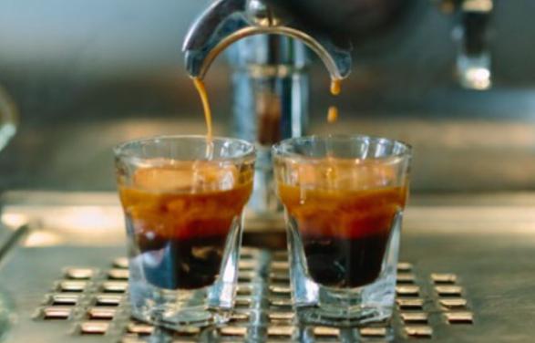 Doppio espresso al Bar Termini (foto instagram)

