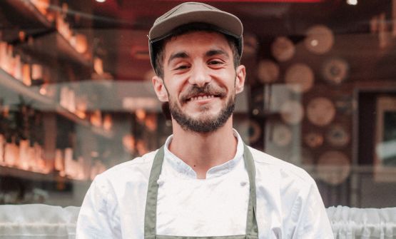 Piatti di cuore e atmosfera familiare: è la forza di Adelaide!, che vince l'edizione 2025 dei TheForkAwards con Mastercard