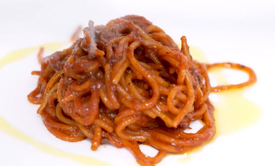 Spaghetti all'assassina: il Piatto del 2022 di Felice Sgarra