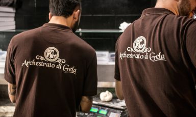I ragazzi del ristorante pizzeria Archestrato di Gela, via Notarbartolo, 2f (887,50 km), Palermo, telefono +39.091.6258983
