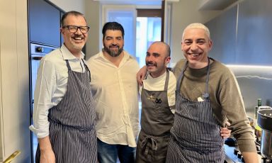 Antonio Guida, Antonino Cannavacciuolo, Pierfederico Pascale e Federico dell'Omarino, i 4 autori dell'ultima cena benefica "A Casa di Antonio", a favore dell'associazione onlus L'Abilità
