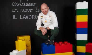 Alfio Ghezzi, chef di Senso e Bistrot al Mart di Rovereto (Trento) e dell&rsquo;hotel&nbsp;Eala a Limone sul Garda (Brescia). Cuciner&agrave; a Identit&agrave; Golose Milano mercoled&igrave; 15 e gioved&igrave; 16 dicembre. Per prenotare, clicca qui. Foto Brambilla/Serrani
