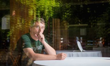 Andoni Luis Aduriz, basco di San Sebastian, classe 1971, ha aperto Mugaritz nel marzo del 1998. Oggi il ristorante ha 2 stelle Michelin ed è numero 7 nella World's 50Best (foto Oscar Oliva)
