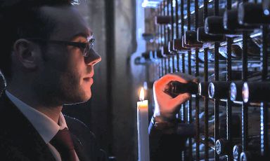 Alfredo Buonanno, maître al Krèsios di Giuseppe Iannotti a Telese Terme (Benevento), interviene su Identità Golose nel dibattito sulla sala. E racconta dell'importanza di aver avuto grandi maestri, come Donato Marzolla (clicca qui per leggere il suo intervento sullo stesso tema) e Roberto Adduono (clicca qui per leggere il suo intervento sullo stesso tema). Prima di due puntate, l'altra domattina

