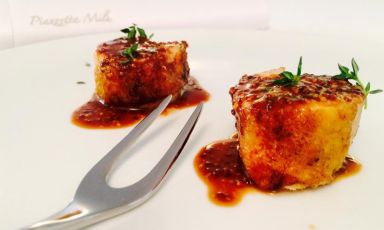 Un piatto a base di Galletto di Castellammare, dal menu del ristorante Piazzetta Milù, che si trova proprio a Castellammare di Stabia (Napoli)
