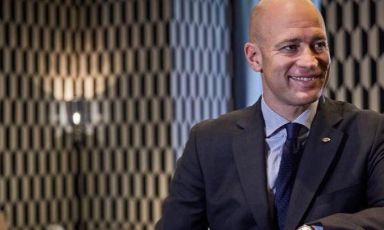 Luca Finardi, general manager del Mandarin Oriental di Milano, sarà tra i protagonisti del dibattito "Hôtellerie: servizio a cinque stelle", nell'ambito di Identità di Sala (in collaborazione con Cantine Ferrari), domenica 4 marzo alle ore 11,30 in sala Blu 1 a Identità Milano. Con Finardi anche Roberto E. Wirth e Francesco Apreda (Hotel Hassler e Imàgo, Roma), Ermanno Zanini e Andrea Migliaccio (Mytha Hotel Anthology e L’Olivo del Capri Palace), Antonio Guida (Seta del Mandarin Oriental di Milano)
