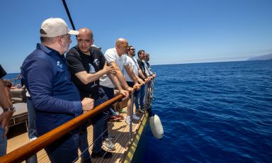 Pino Cuttaia e Gianfranco Pascucci, ovviamente su una barca, a Encuentro de los mares
