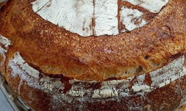 Il pane, by Niko Romito, is the emblem dish of the 15th edition of the Identità Golose congress, from the 23rd to the 25th of March in Milan. Now some talented bread makers and high-quality bakeries have also arrived in Milan 
