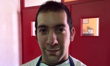 Alessio Cancedda, sous-chef del ristorante S’Apposentu di Casa Puddu a Siddi (Cagliari). E' uno dei 10 finalisti della seconda edizione del Premio Birra Moretti Grand Cru, finale 12 novembre prossimo alla Città del Gusto di Roma