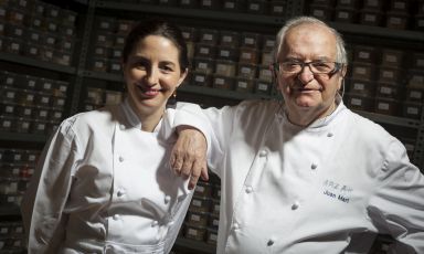 Elena and Juan Marì Arzak in their “Banco de Sabores” (photo by Coconut)