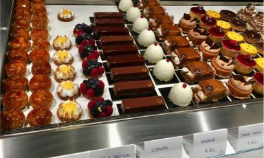 Il banco dei dolci di Le Levain, via Luigi Santini 22-23, Roma, telefono +39.06.64562880
