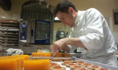 Antonio Montalto, calabrese classe 1987, racconta l'approdo alla pasticceria dell'Antica Corte Pallavicina, il ristorante gourmet di Polesine Parmense (Parma), aperto da pochi anni da Massimo Spigaroli. Una strada irta di soddisfazioni e sacrifici. Non certo finiti qui