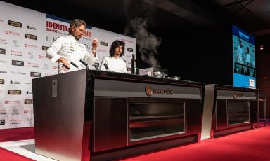 Tutte le cucine professionali di Identità Milano 20231 saranno firmate da Berto's, sia sul palco principale che nelle altre sale 
