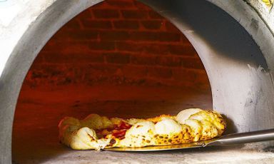 Ivano Veccia e la sua pizza ischitana da Qvinto a Roma